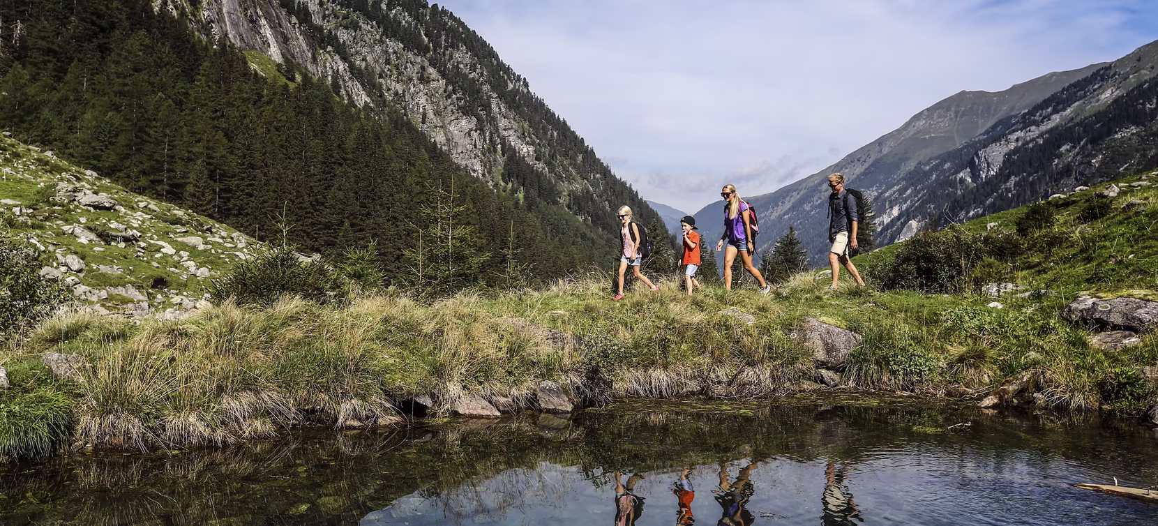 Familienausflug im Sommer im Stilluptal © Archiv TVB Mayrhofen / Dominic Ebenbichler
